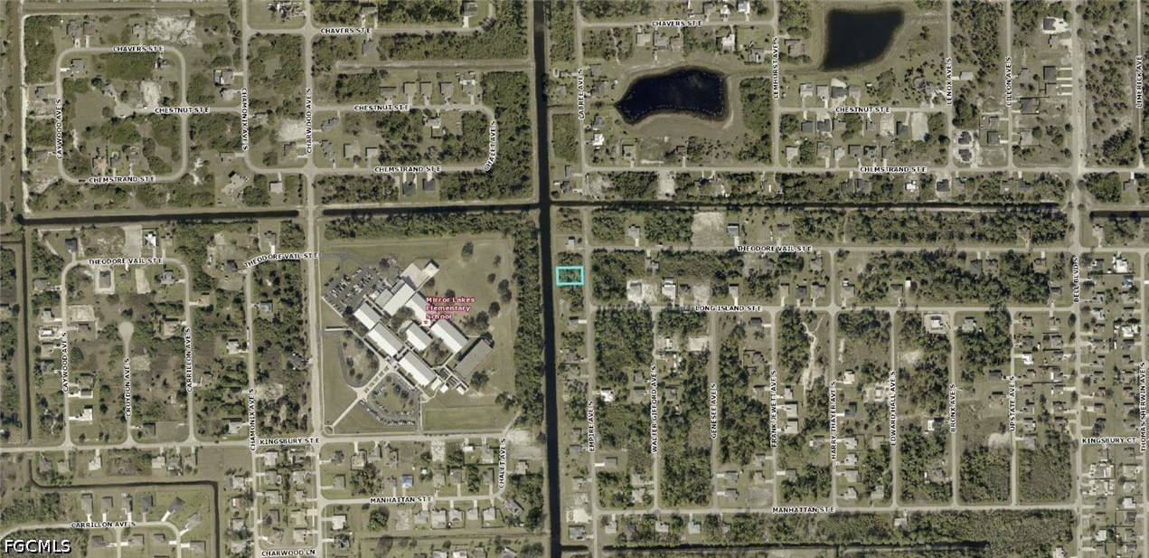 506 Empire Avenue S, Lehigh Acres, FL 33974 photo 2