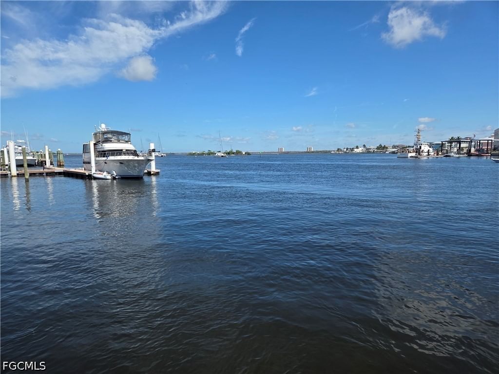 450 Old San Carlos Boulevard SW #309, Fort Myers Beach, FL 33931 photo 5