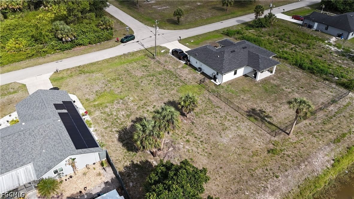 6045 Tabor Avenue, Fort Myers, FL 33905 photo 5