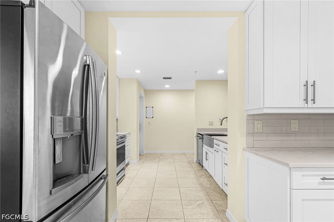 221 9th Street S #301, Naples, FL 34102 photo 5