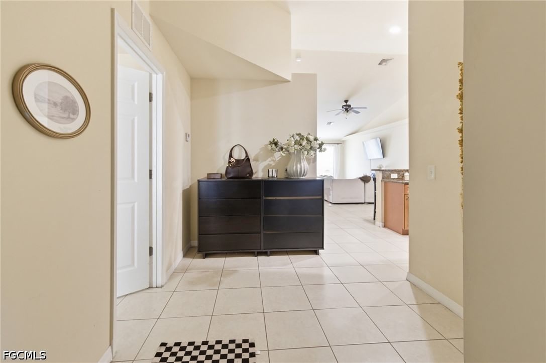 1018-1020 SE 24th Avenue, Cape Coral, FL 33990 photo 3