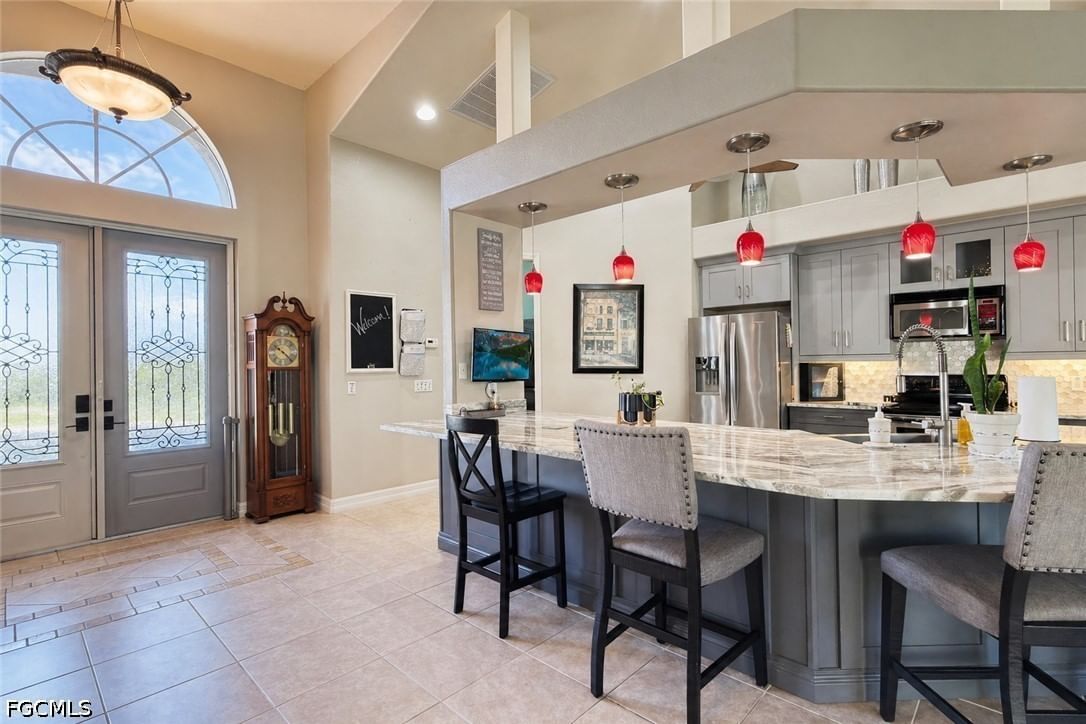 8723 S Lake Circle, Fort Myers, FL 33908 photo 4