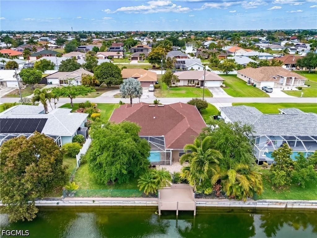 1204 SE 5th Terrace, Cape Coral, FL 33990 photo 4
