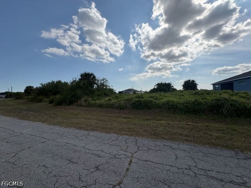 7031 Calder Circle, Labelle, FL 33935 photo 3