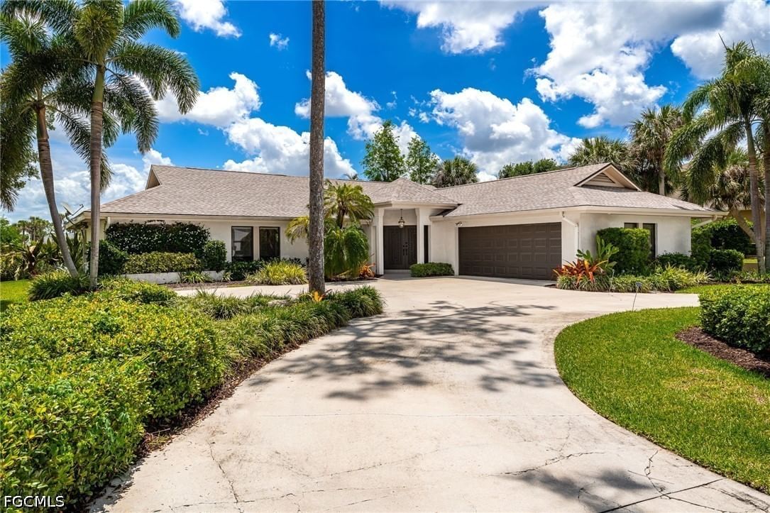 16986 Timberlakes Drive, Fort Myers, FL 33908 photo 2