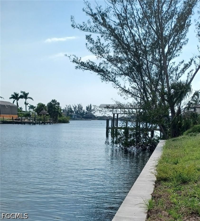 4128 NW 30th Lane, Cape Coral, FL 33993 photo 2