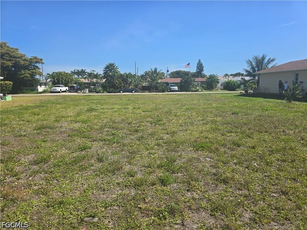 218 SE 47th Street, Cape Coral, FL 33904 photo 3