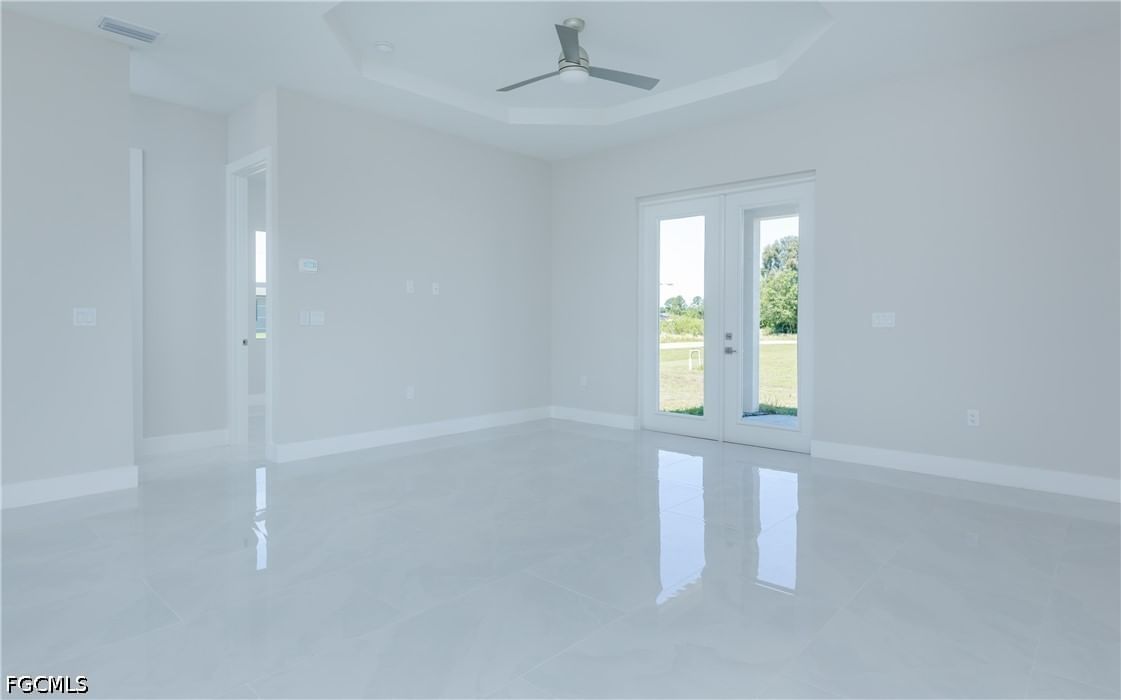 423 Yolanda Street, Lehigh Acres, FL 33972 photo 4