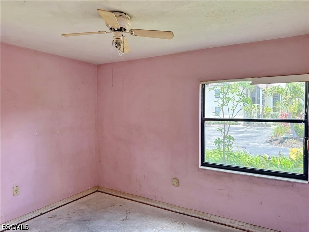9305 Lake Park Drive #104, Fort Myers, FL 33919 photo 5