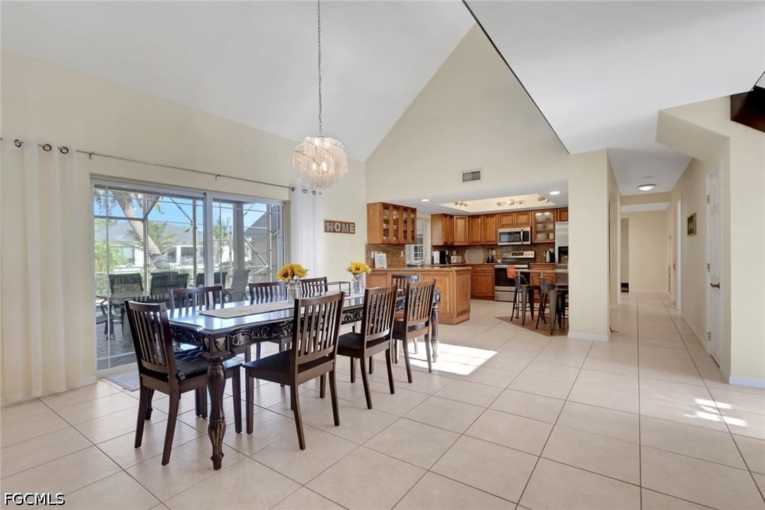 2146 SE 18th Avenue, Cape Coral, FL 33990 photo 5