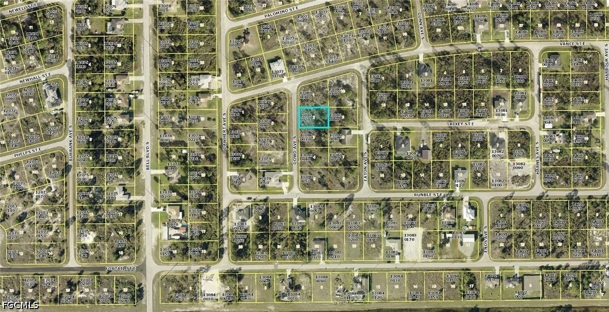 841 Dowd Avenue S, Lehigh Acres, FL 33974 photo 2