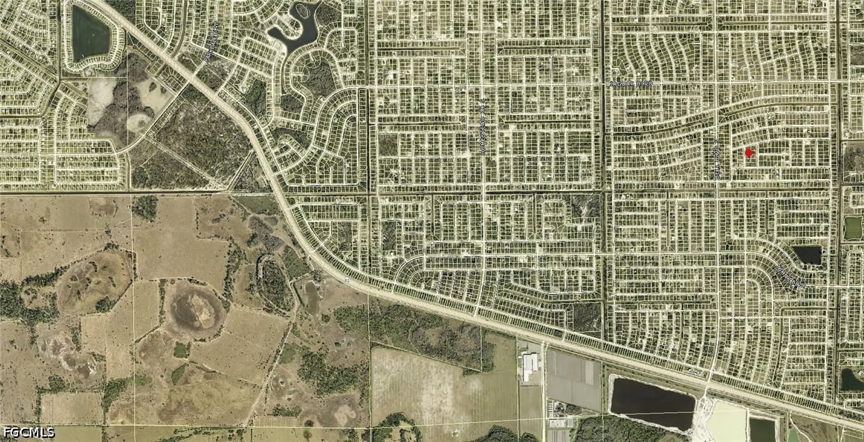 841 Dowd Avenue S, Lehigh Acres, FL 33974 photo 4