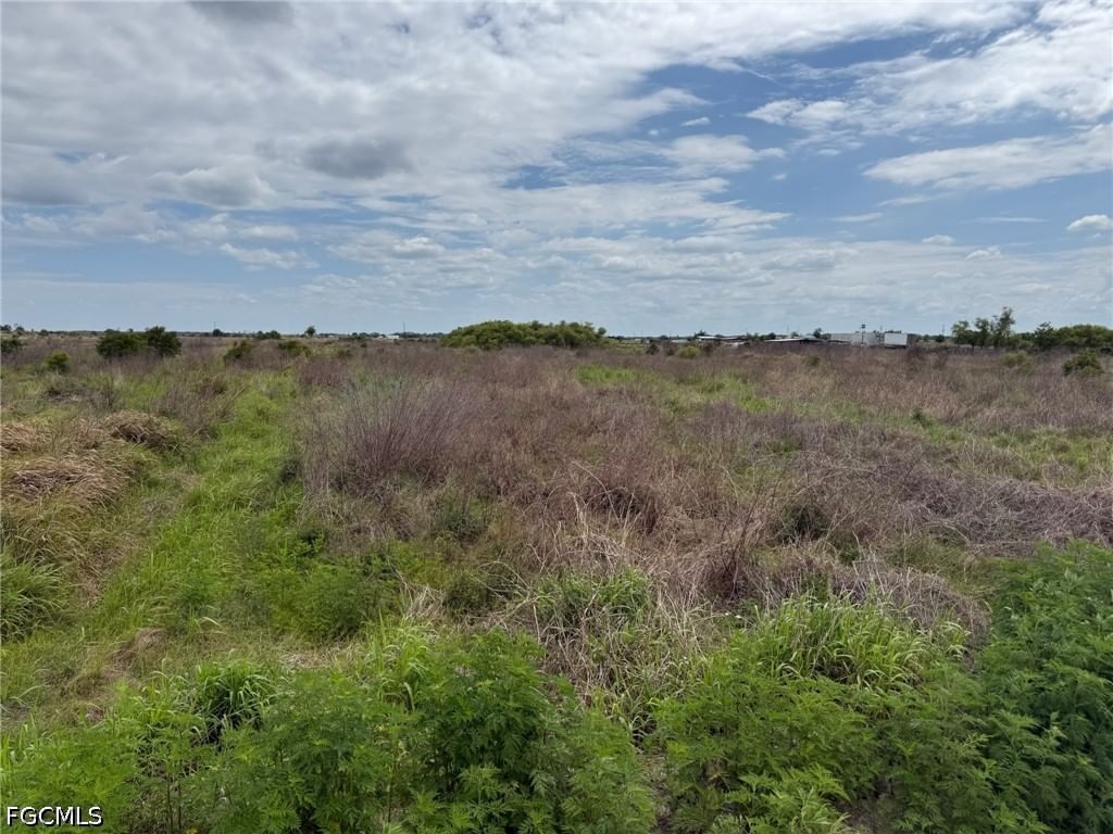 6435 1st Road, Labelle, FL 33935