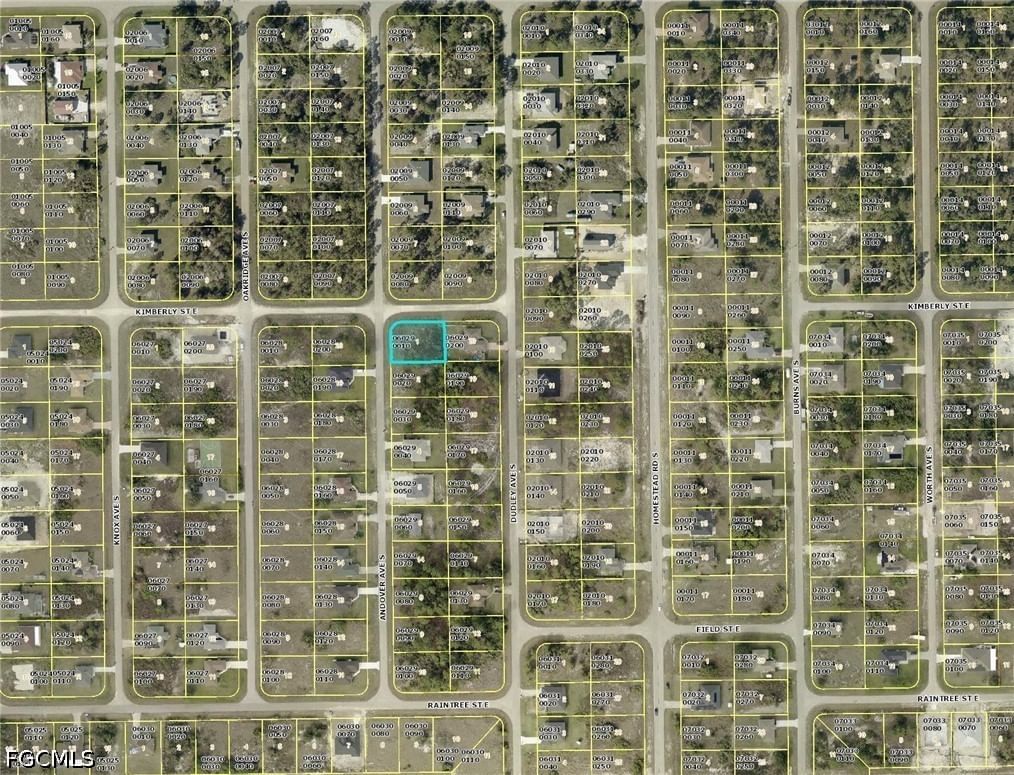 727 Andover Avenue S, Lehigh Acres, FL 33974 photo 4