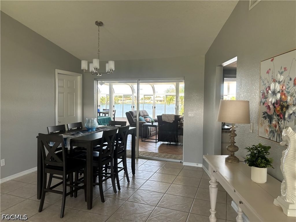 22 SE 10th Avenue, Cape Coral, FL 33990 photo 4