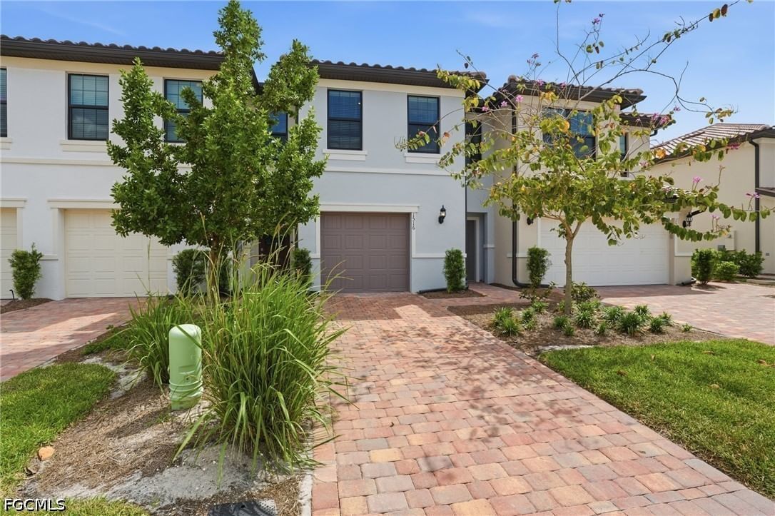 1516 Fells Cove Lane, Cape Coral, FL 33909 photo 2