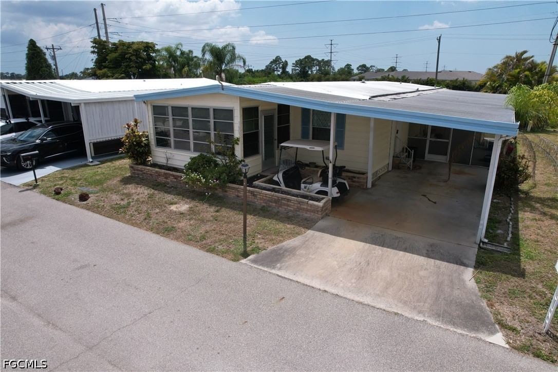 16037 Citron Way, North Fort Myers, FL 33903 photo 2
