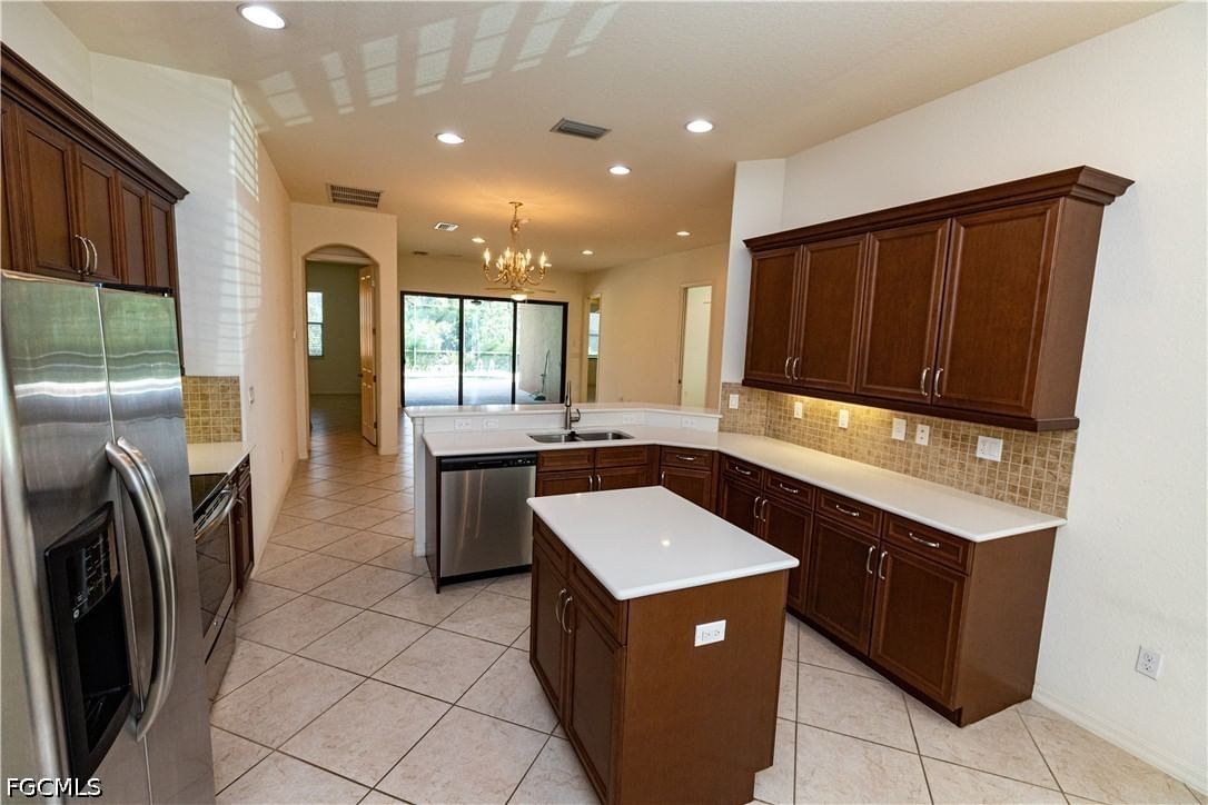 11108 Esteban Drive, Fort Myers, FL 33912 photo 5