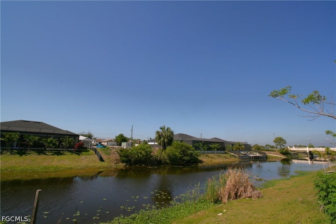 1728 NE 12th Terrace, Cape Coral, FL 33909 photo 4