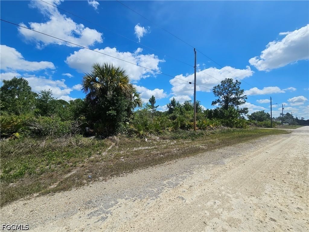 735 Central Street E, Lehigh Acres, FL 33974 photo 2