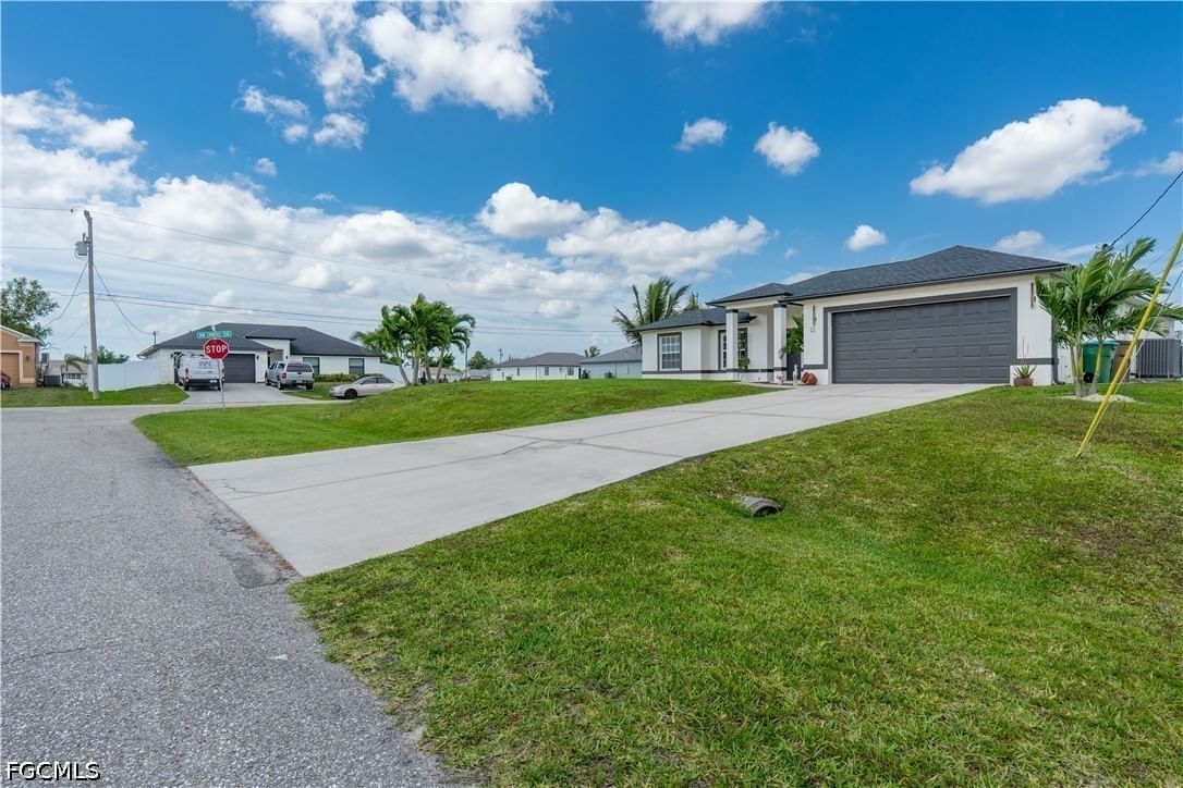 16 NW 18th Avenue, Cape Coral, FL 33993 photo 3