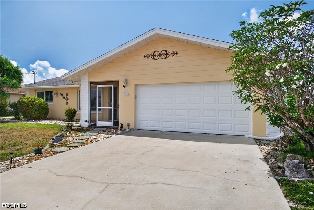 1314 Shelby Parkway, Cape Coral, FL 33904 photo 3