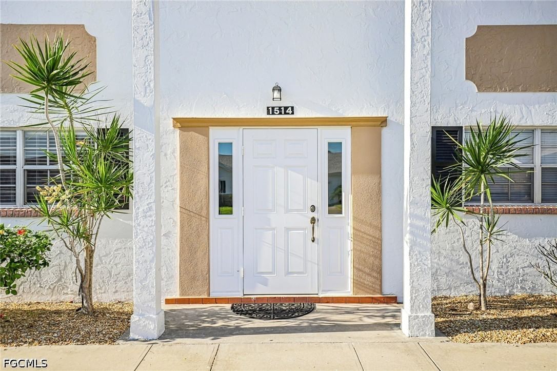 1514 Edgewater Circle #3A, Fort Myers, FL 33919 photo 2
