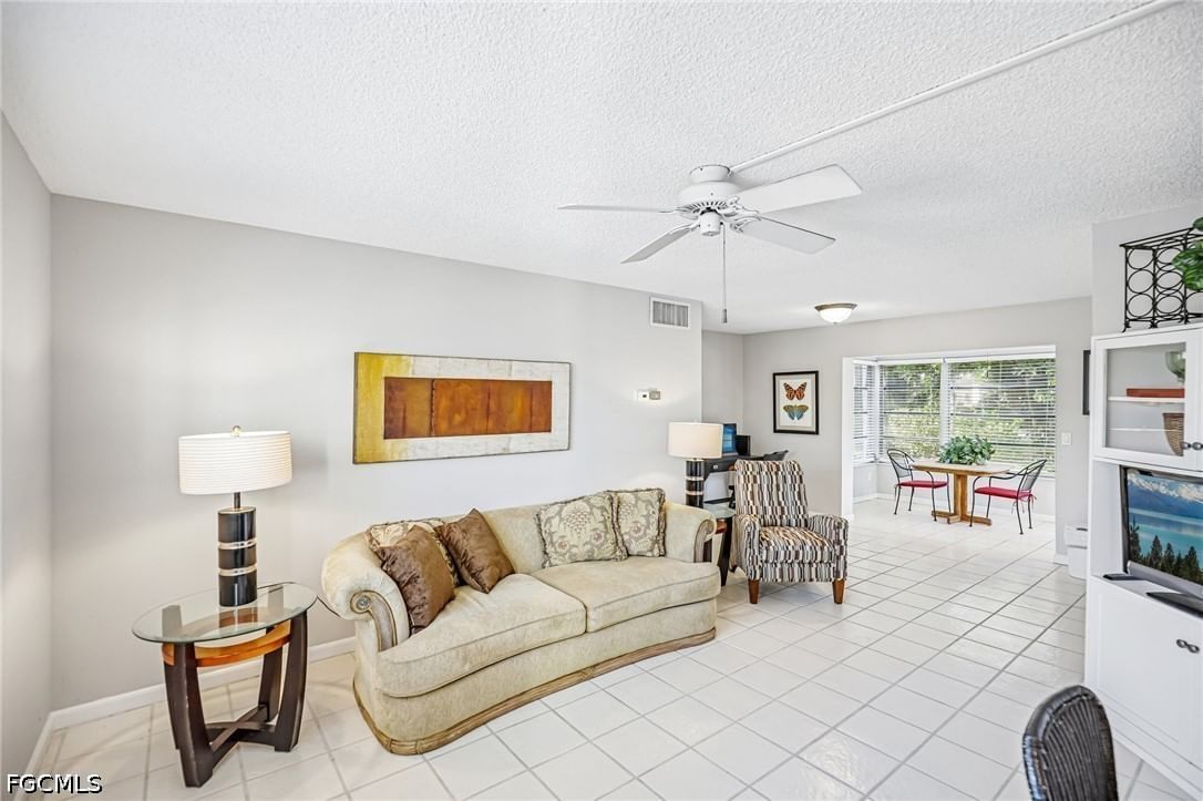 1514 Edgewater Circle #3A, Fort Myers, FL 33919 photo 3