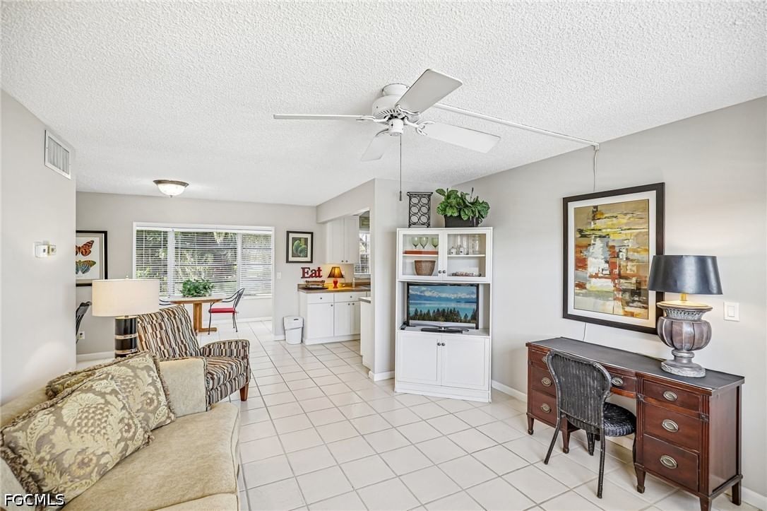 1514 Edgewater Circle #3A, Fort Myers, FL 33919 photo 4