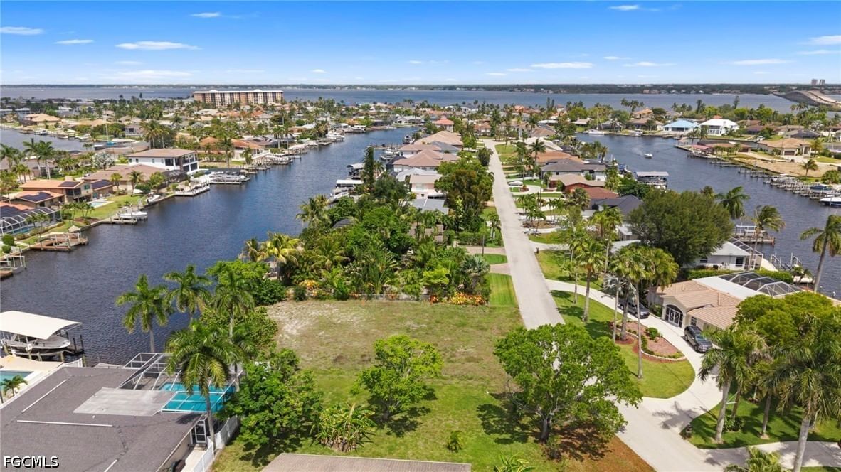 1709 SE 46th Street, Cape Coral, FL 33904 photo 5