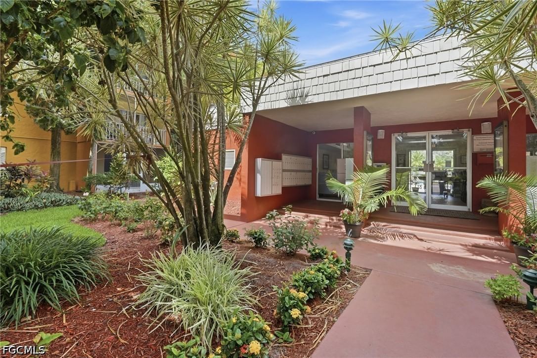 2366 E Mall Drive #403, Fort Myers, FL 33901 photo 4