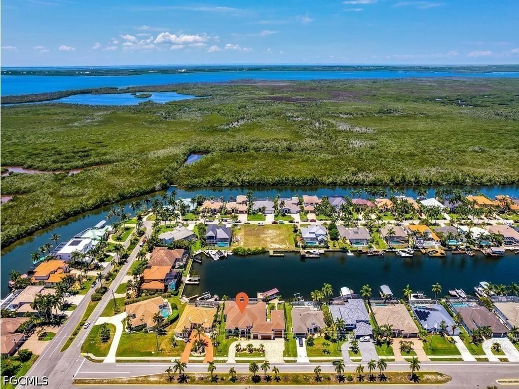 5418 Sands Boulevard, Cape Coral, FL 33914 photo 2