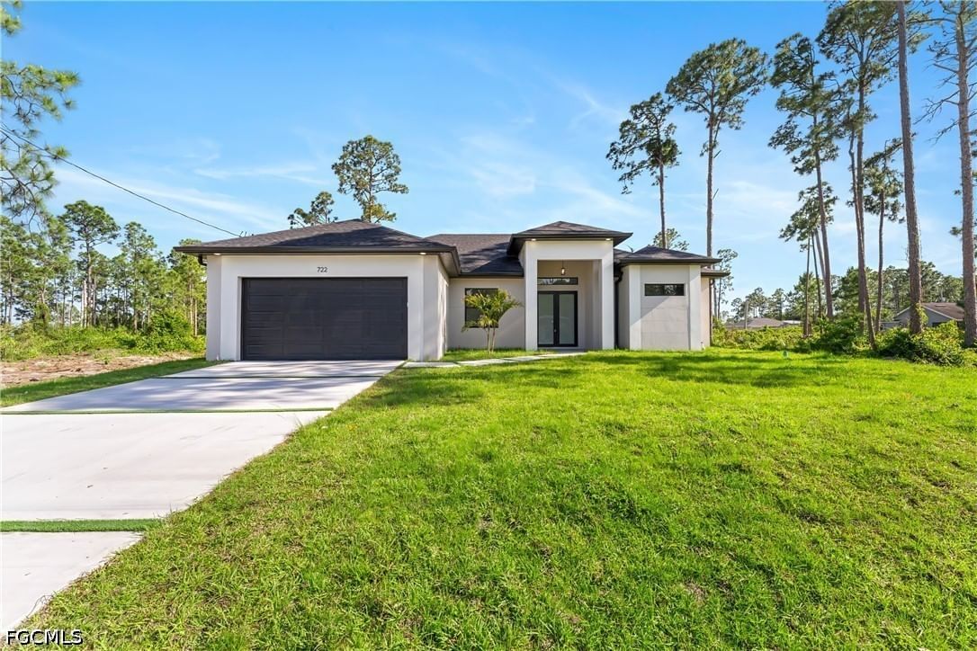 722 Phelps Street E, Lehigh Acres, FL 33974 photo 2