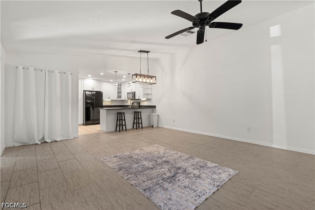6414 Royal Woods Drive, Fort Myers, FL 33908 photo 3