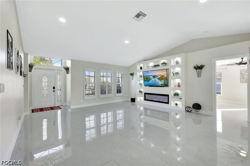 2320 SW 21st Street, Cape Coral, FL 33991 photo 2