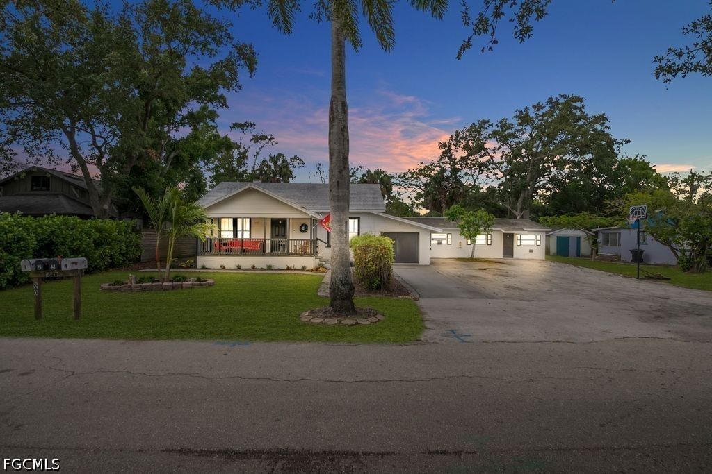 1840 Lafayette Street, Fort Myers, FL 33901 photo 2