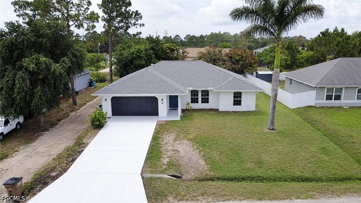 3119 47th Street SW, Lehigh Acres, FL 33976 photo 2
