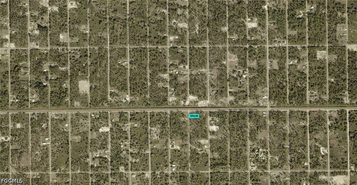 1124 Johns Avenue, Lehigh Acres, FL 33972 photo 3