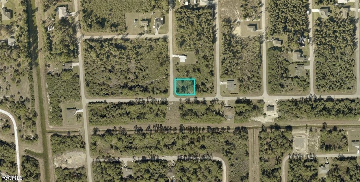 137 Nacelle Avenue S, Lehigh Acres, FL 33974 photo 2
