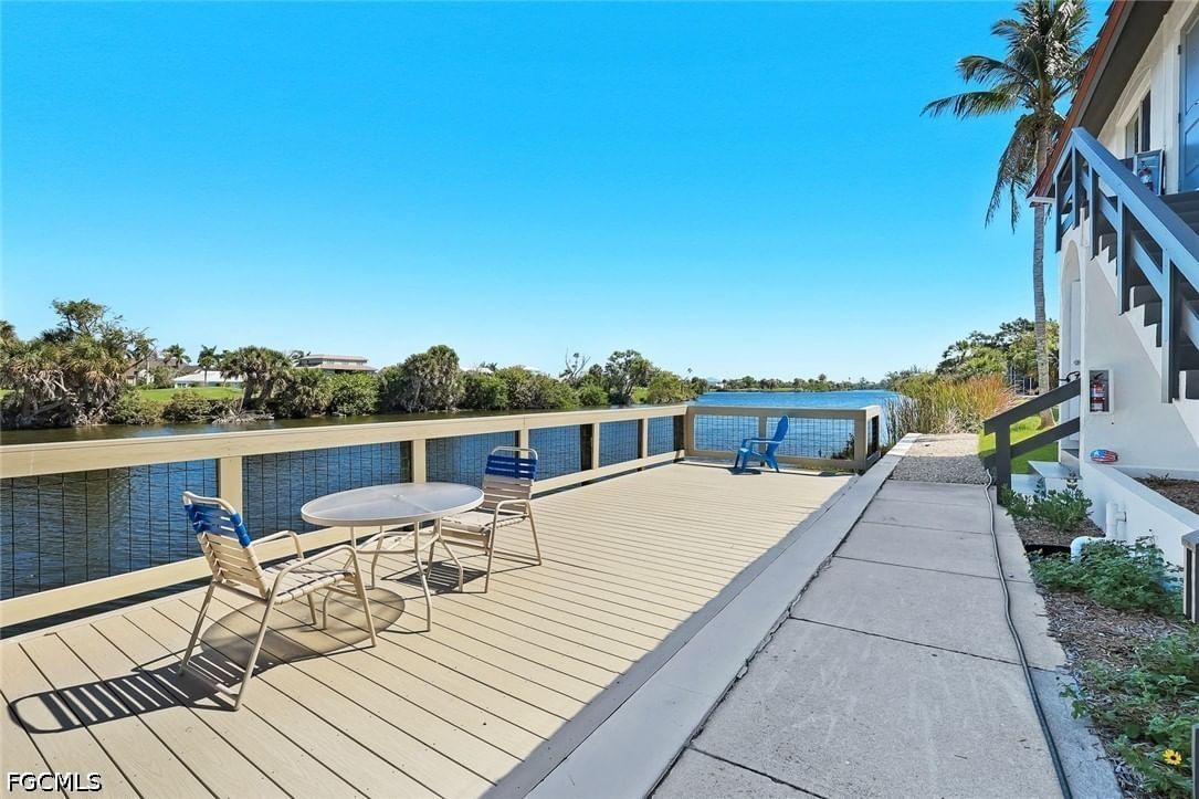 1610 Middle Gulf Drive #F5, Sanibel, FL 33957 photo 3