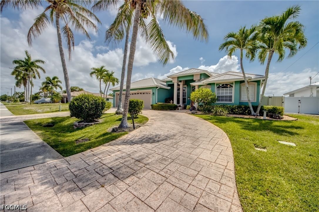 4203 Pelican Boulevard, Cape Coral, FL 33914 photo 3