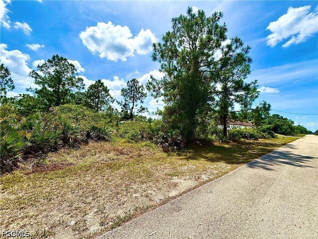 1620 Hibiscus Avenue, Lehigh Acres, FL 33972 photo 3