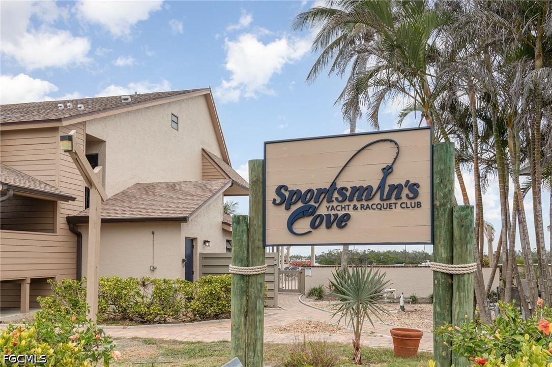 898 Buttonwood Drive #105, Fort Myers Beach, FL 33931 photo 4