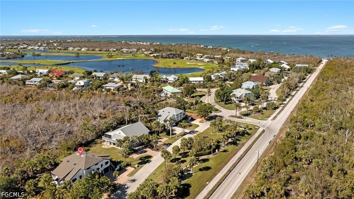 974 Greenwood Court S, Sanibel, FL 33957 photo 2
