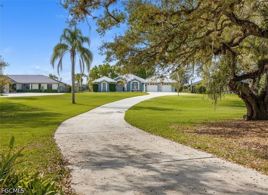 1261 Riverbend Drive, Labelle, FL 33935 photo 2