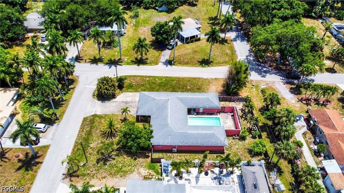4240 Riverview Road, Fort Myers, FL 33905 photo 4