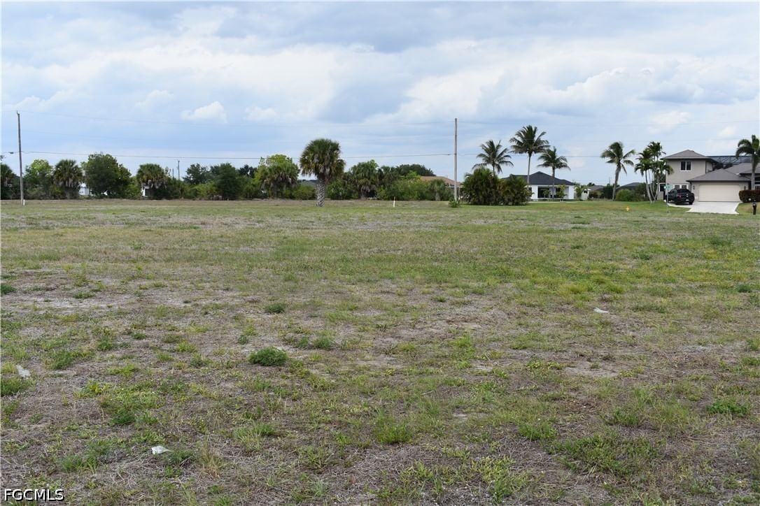 1305 Tropicana Parkway W, Cape Coral, FL 33993 photo 2