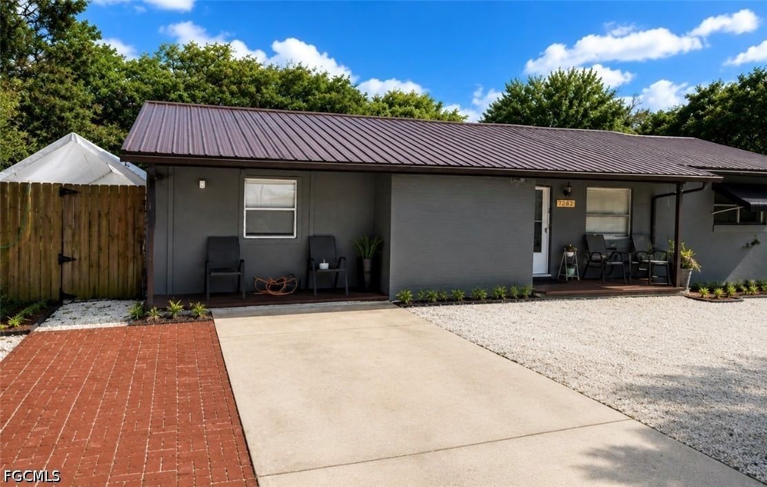 7262 Fair Oaks Street, Spring Hill, FL 34606