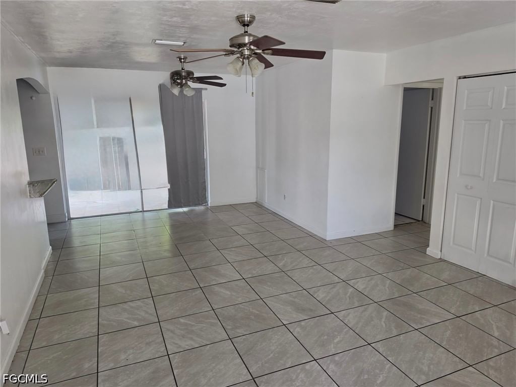 7262 Fair Oaks Street, Spring Hill, FL 34606 photo 2