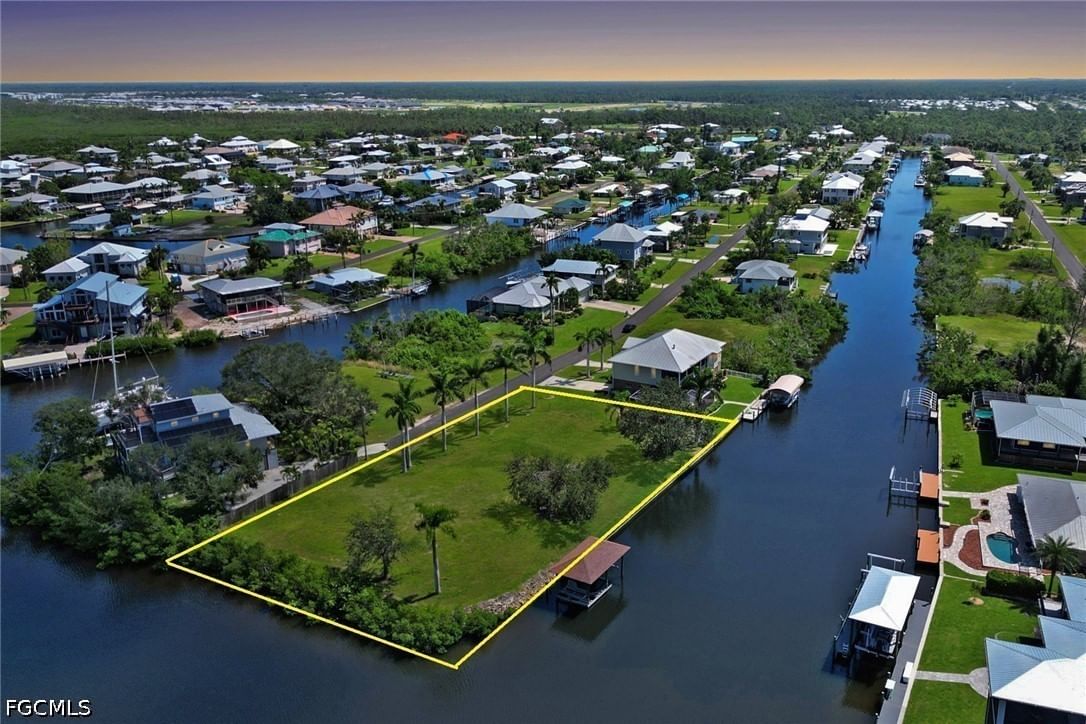 24153 Henry Morgan Boulevard, Punta Gorda, FL 33955 photo 2